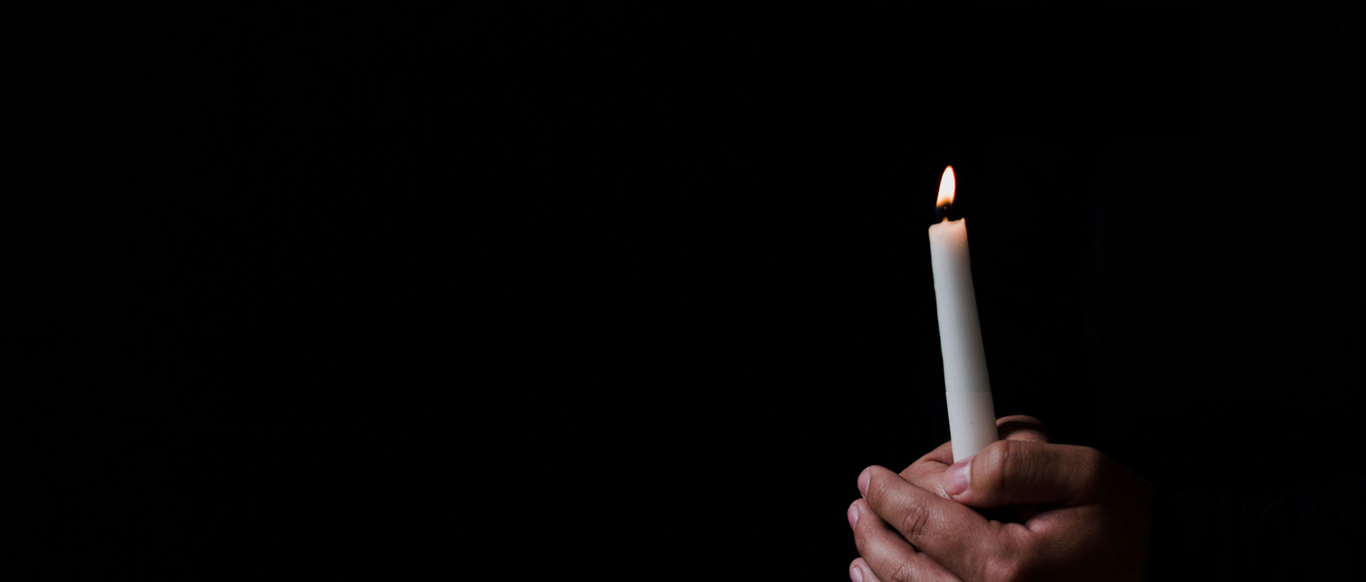Discreet funeral live streaming setup for a service